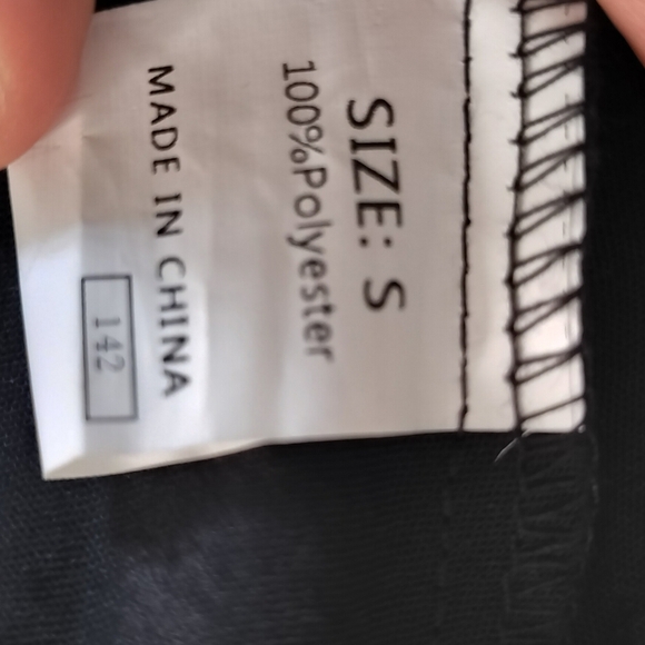 Black Flutter Sleeve V-Neck Midi Dress - Picture 6 of 6